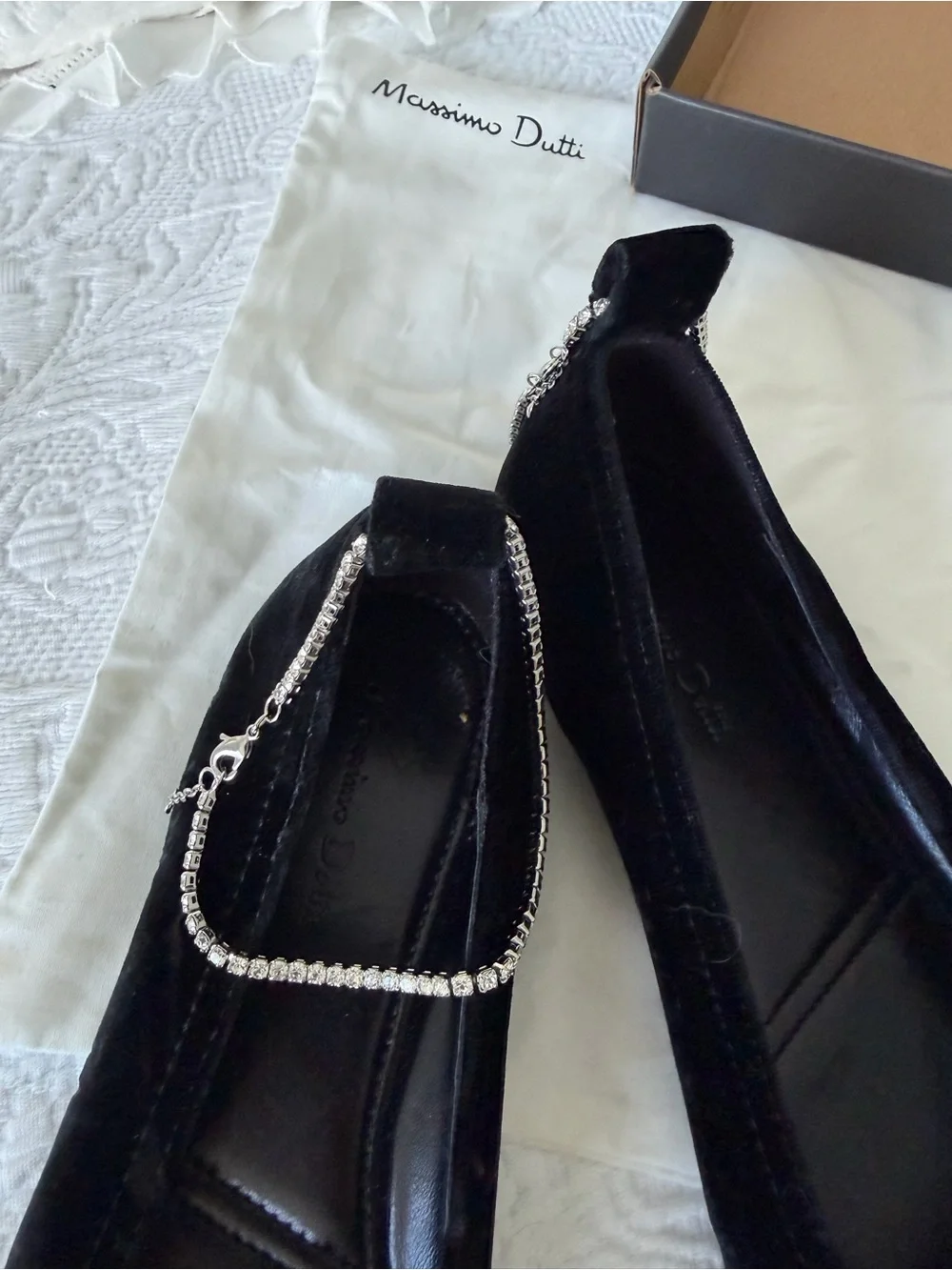 Massimo Dutti Black Velvet Ballet Flats with Rhinestone Strap, NEW, size USA 7.5